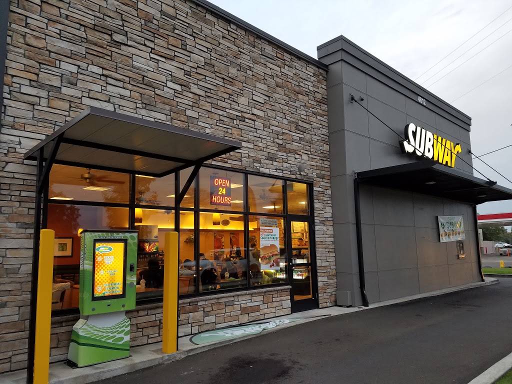 Subway | meal takeaway | 4612 Portland Rd NE, Salem, OR 97305, USA | 5033932608 OR +1 503-393-2608