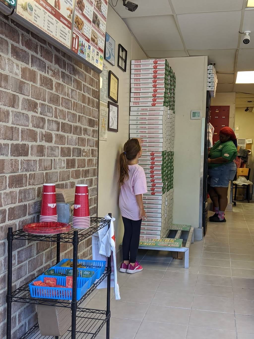 Papa Johns Pizza | restaurant | 1614 Pass Rd, Biloxi, MS 39531, USA | 2284357272 OR +1 228-435-7272