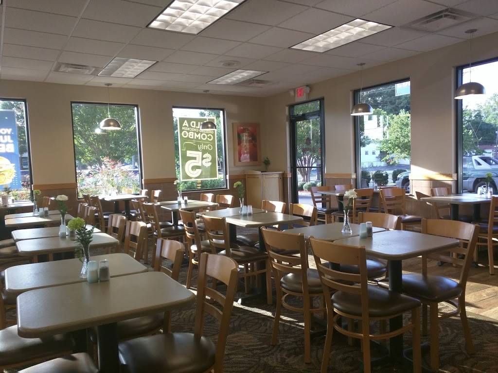 Wendys | restaurant | 2933 Eastway Dr, Charlotte, NC 28205, USA | 7045681315 OR +1 704-568-1315