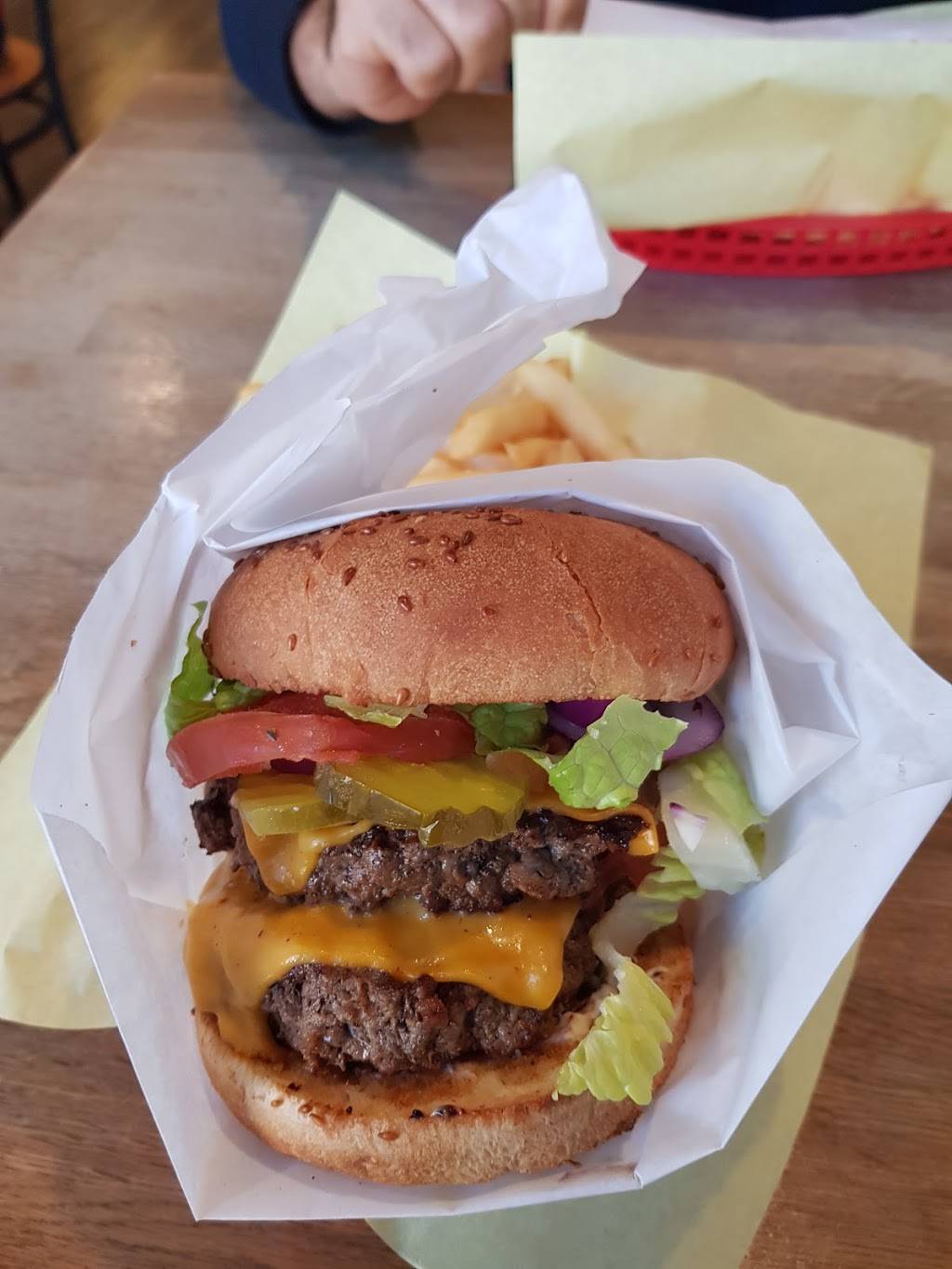 Seniores Pizza | restaurant | 559 Divisadero St, San Francisco, CA 94117, USA | 4154005222 OR +1 415-400-5222