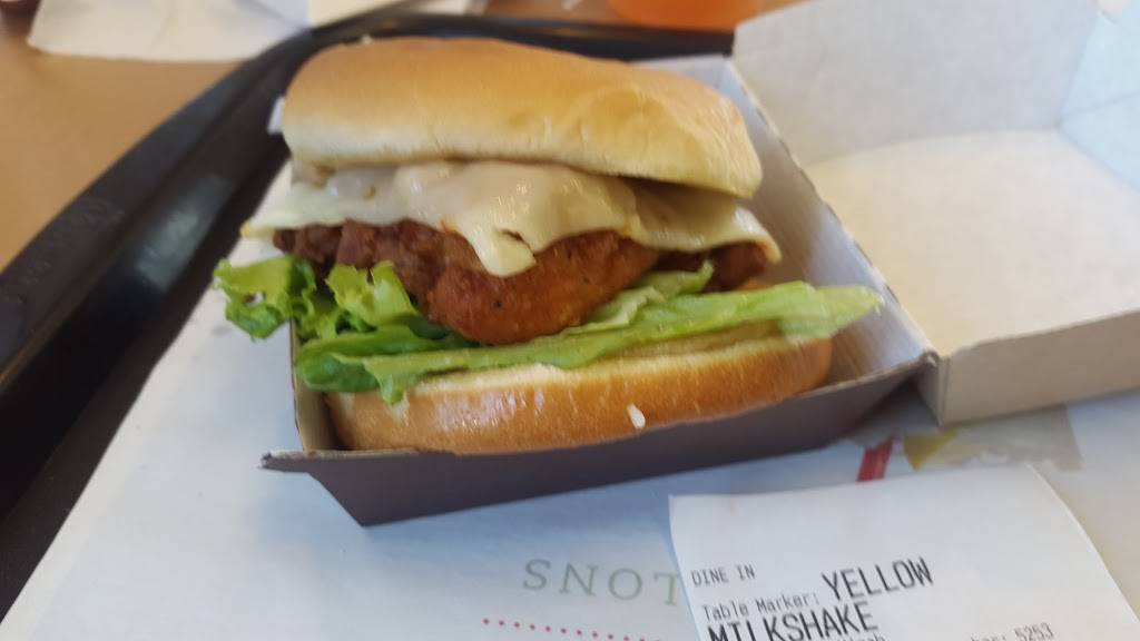 Chick-fil-A | restaurant | 210 Forty Foot Rd, Lansdale, PA 19446, USA | 2156317060 OR +1 215-631-7060