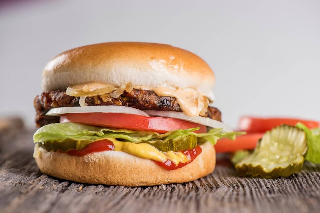 Pinks Burgers | restaurant | 1335 Main St W, Hamilton, ON L8S 1C6, Canada | 9053174657 OR +1 905-317-4657