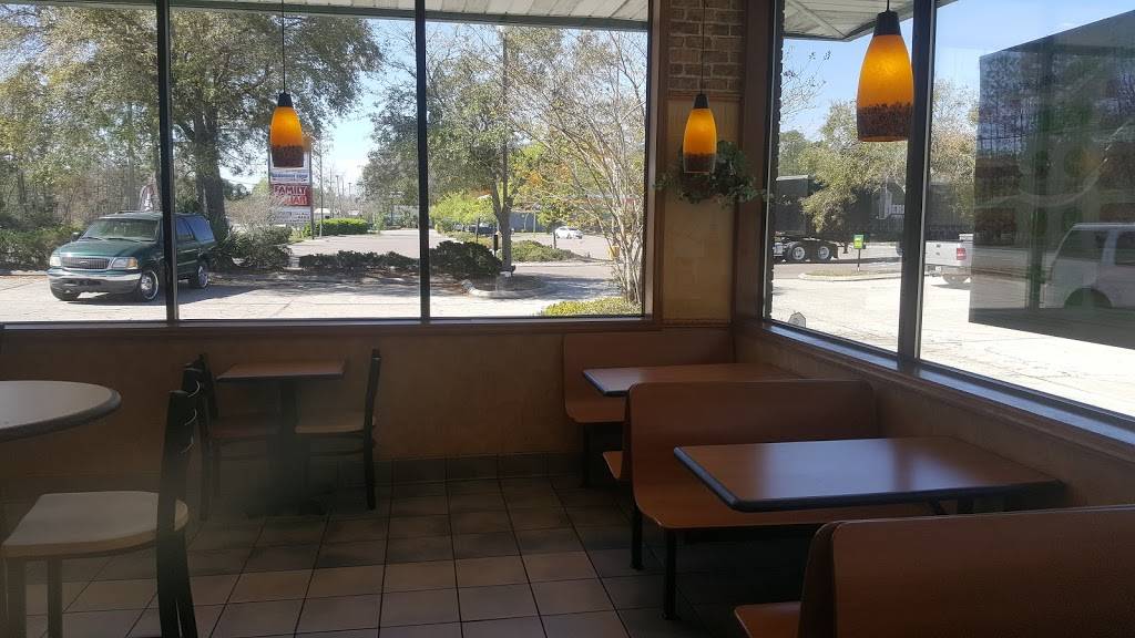 Subway Restaurants | restaurant | 8215 W Beaver St, Jacksonville, FL 32220, USA | 9047861575 OR +1 904-786-1575