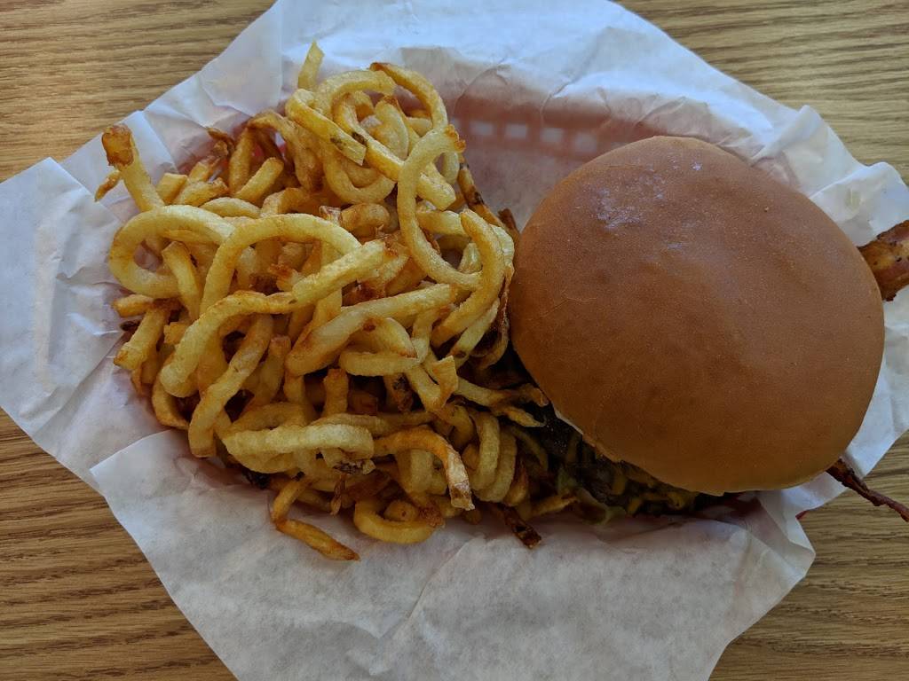 Ricks Old Fashioned Burgers | restaurant | 11620 Plano Rd, Dallas, TX 75243, USA | 2143488400 OR +1 214-348-8400