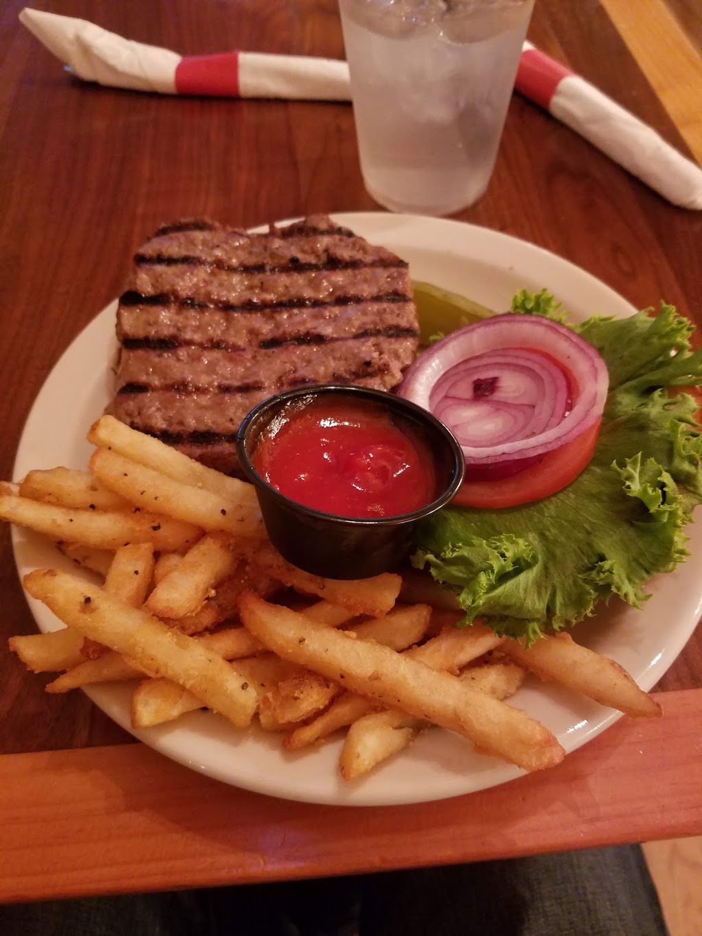 Buck and Badger Northwoods Lodge | restaurant | 115 State St, Madison, WI 53703, USA | 6082307999 OR +1 608-230-7999