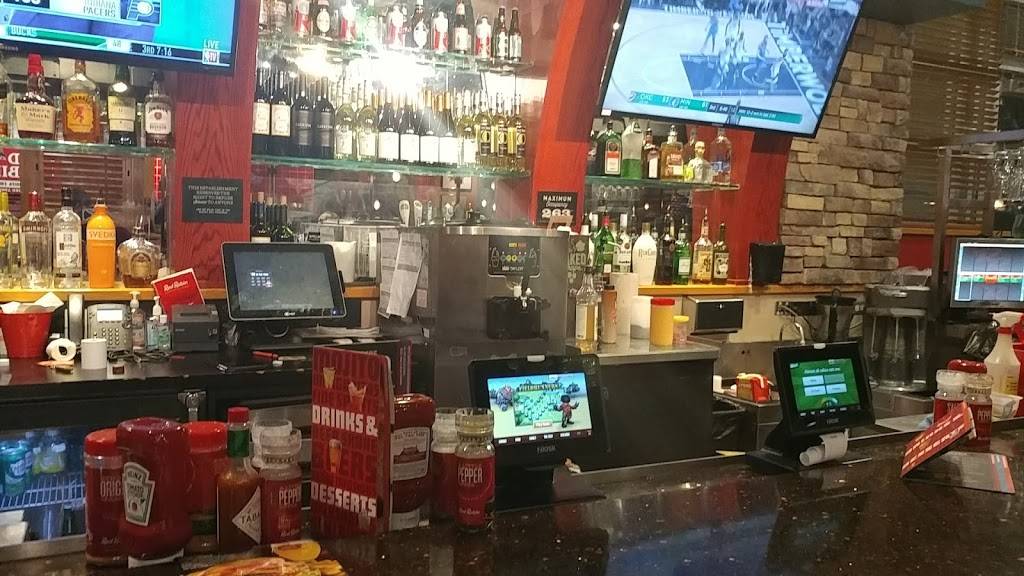 Red Robin Gourmet Burgers and Brews | restaurant | 15650 Excelsior Drive, Bowie, MD 20716, USA | 3012629850 OR +1 301-262-9850