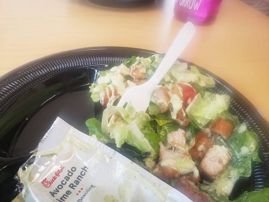 Chick-fil-A | restaurant | 110 Marketplace Dr, Hampton, VA 23666, USA | 7578252224 OR +1 757-825-2224