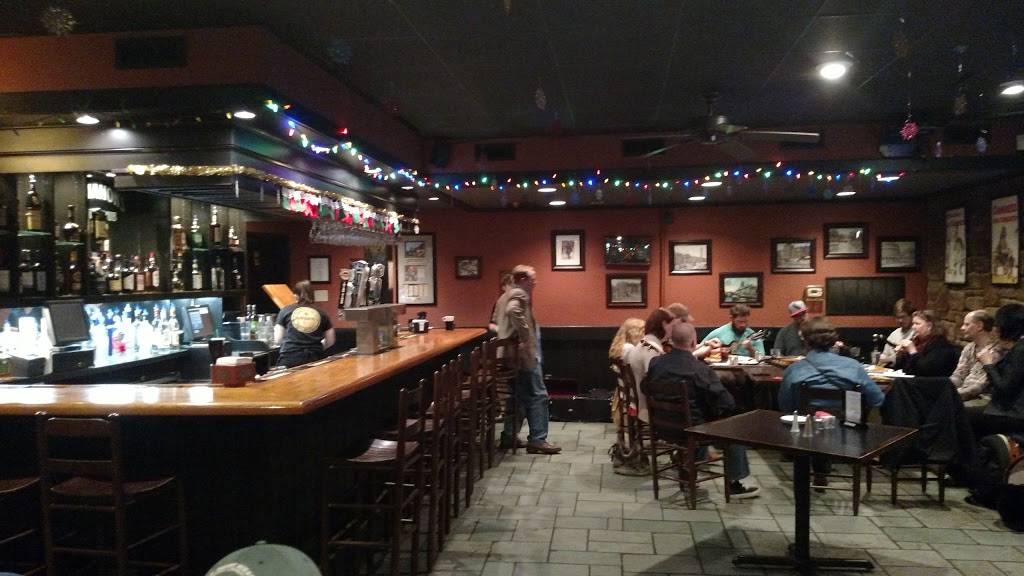 Mc Mahons Irish Pub & Restaurant | restaurant | 380 Broadview Ave, Warrenton, VA 20186, USA | 5403477200 OR +1 540-347-7200