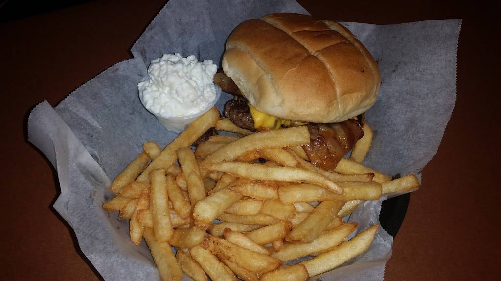 The Bike Rack Sports Bar and Grill | restaurant | 3303 Brady St, Davenport, IA 52803, USA | 5633237225 OR +1 563-323-7225