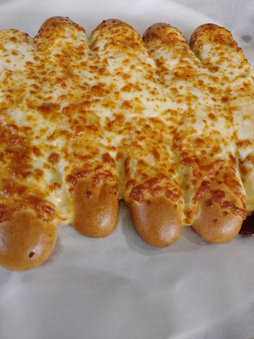 Gillianos Pizza and Ice Cream Parlor | restaurant | 1227 N Goerig St K, Woodland, WA 98674, USA | 3602254664 OR +1 360-225-4664