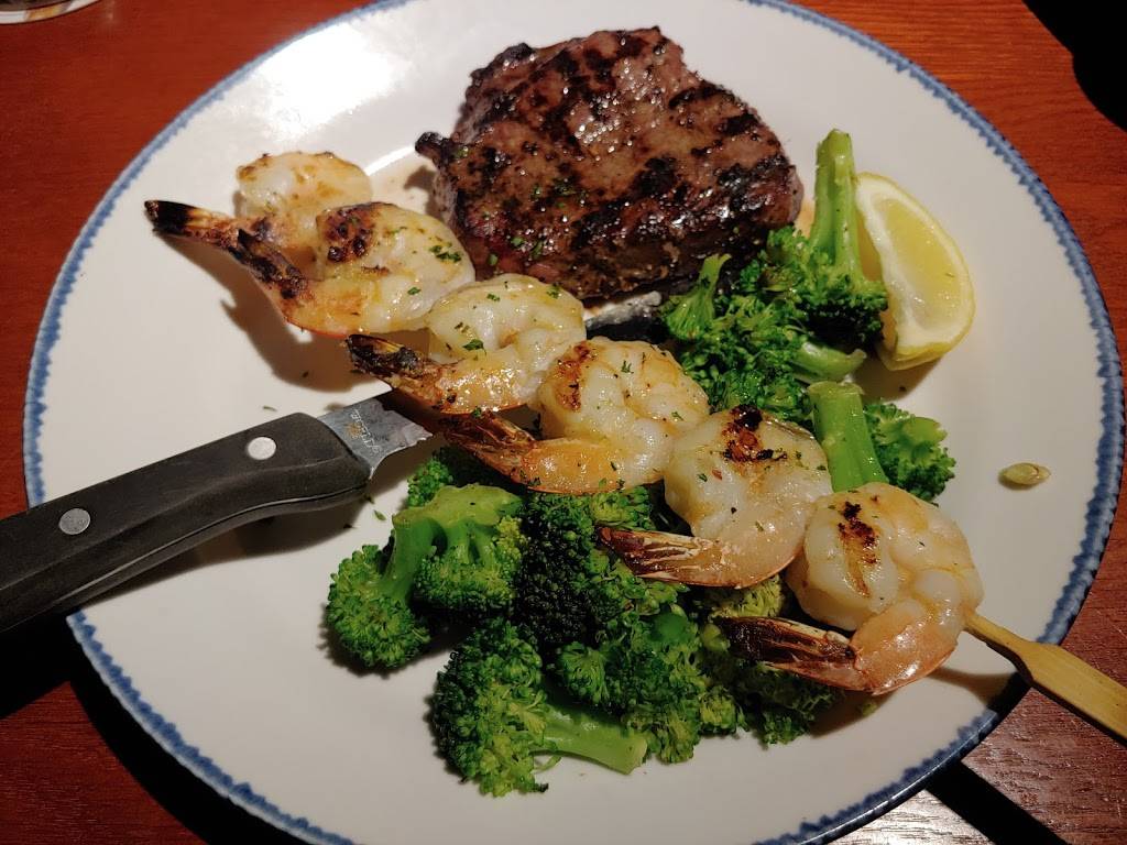 Red Lobster | restaurant | 2760 S Texas 6, Houston, TX 77082, USA | 2815979015 OR +1 281-597-9015