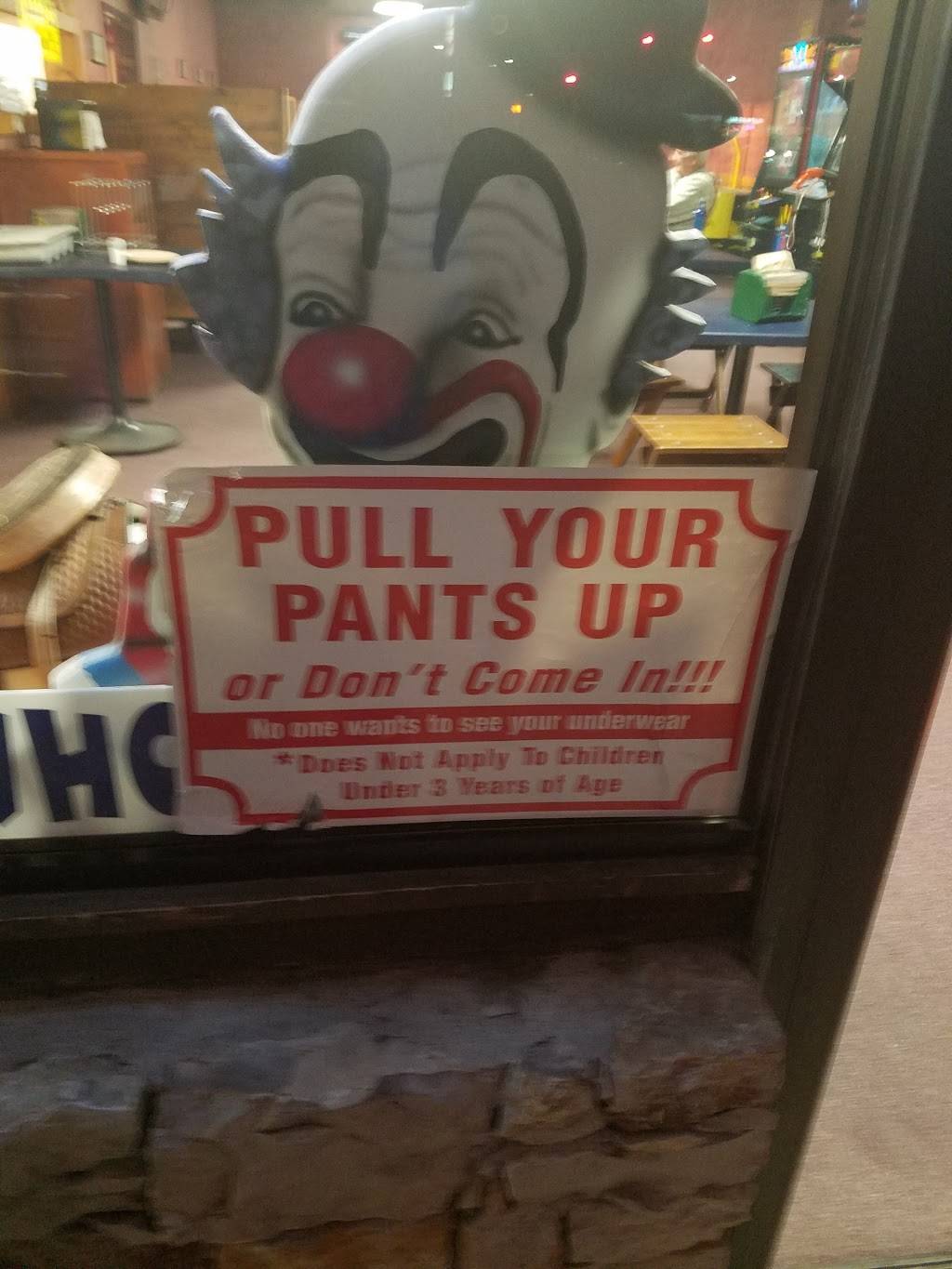 Fun House Pizza Delivery | meal delivery | 1420 MO-7, Blue Springs, MO 64014, USA | 8162244442 OR +1 816-224-4442