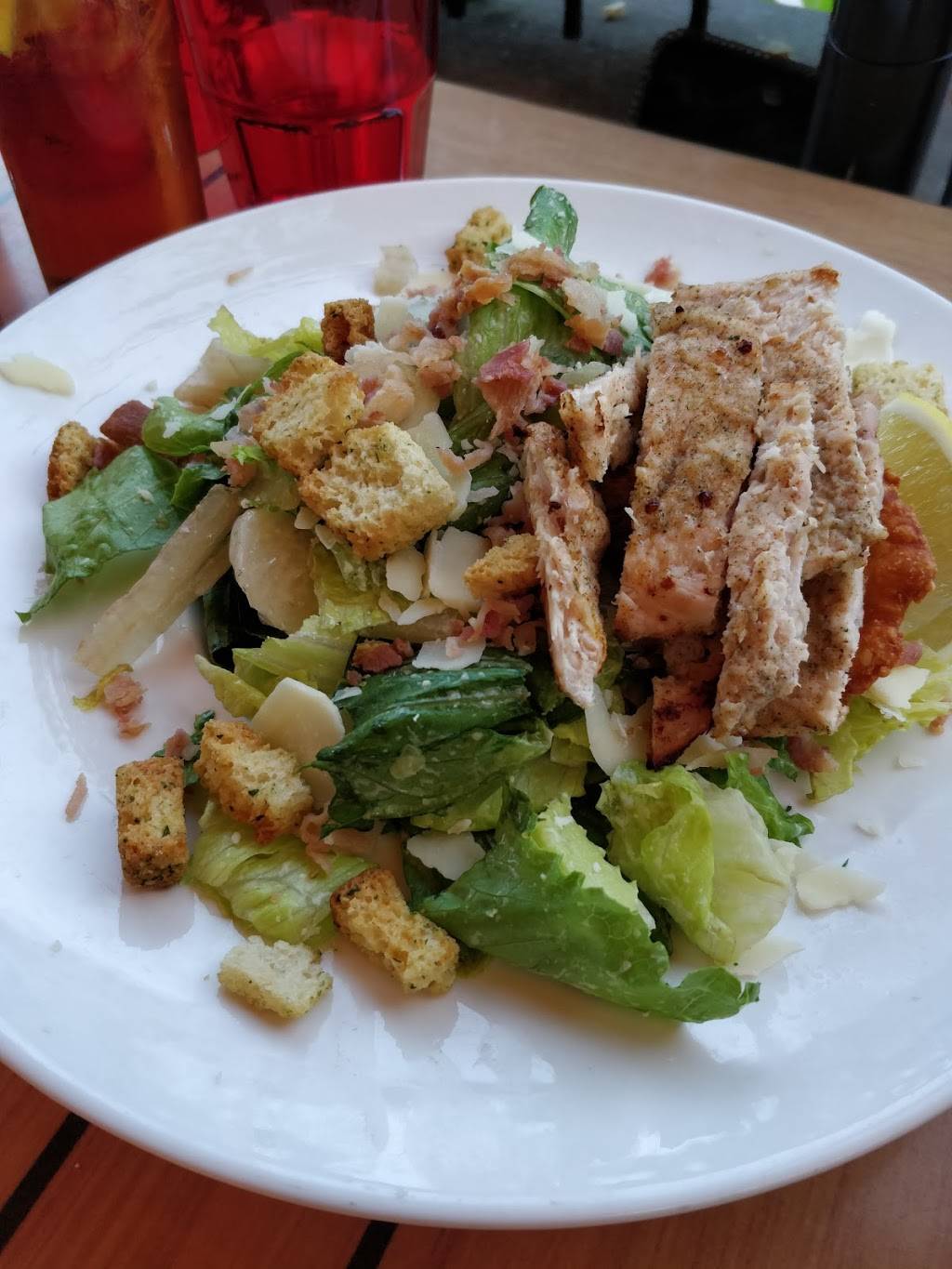 Spag&tini | restaurant | 40 Rue du Marché-Champlain, Québec, QC G1K 4H3, Canada | 4186949144 OR +1 418-694-9144