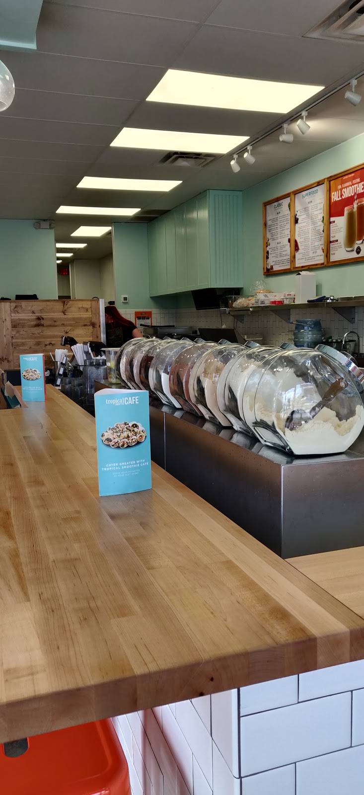 Tropical Smoothie Cafe | restaurant | 5721 Cypress Gardens Blvd, Winter Haven, FL 33884, USA | 8633241919 OR +1 863-324-1919