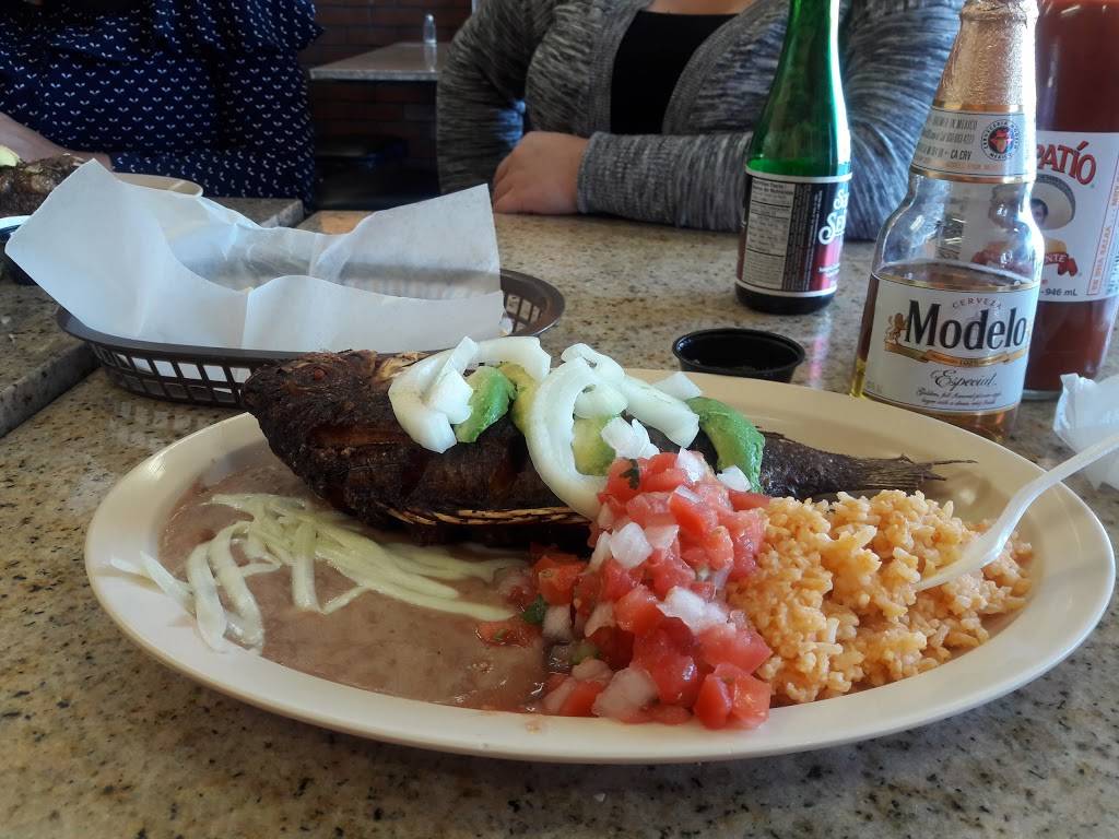 La Tapatia II | restaurant | 1700 E Thompson Blvd, Ventura, CA 93001, USA | 8056433743 OR +1 805-643-3743