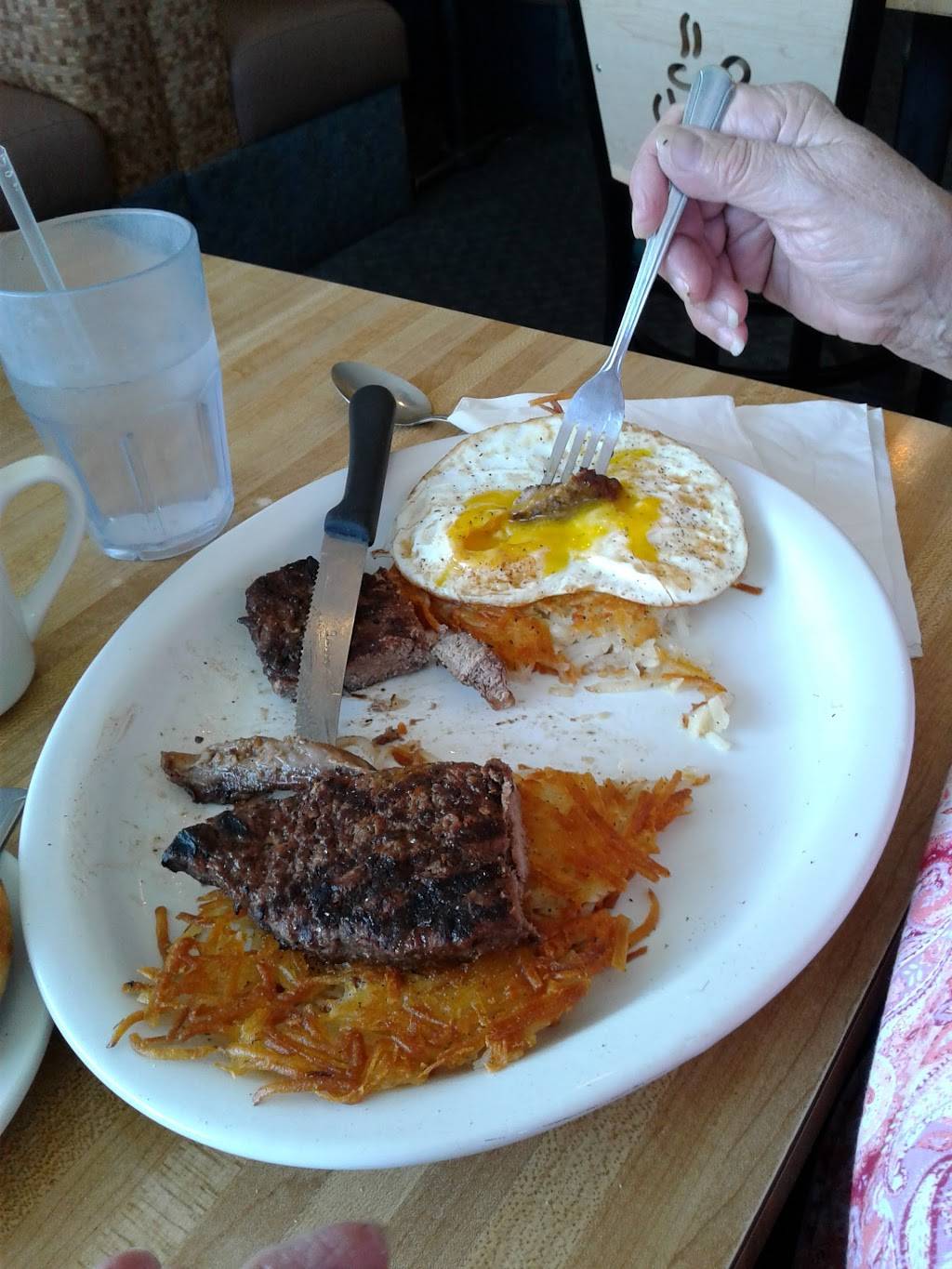 Waffle Factory | restaurant | 2253 Jackson Ave, Escalon, CA 95320, USA | 2098388888 OR +1 209-838-8888