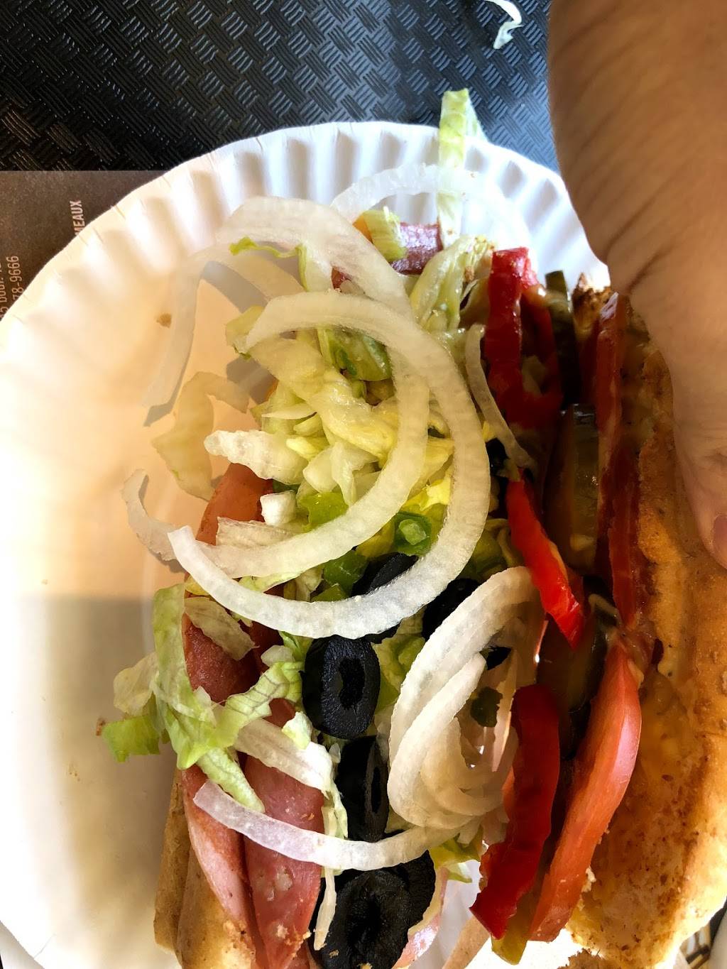 Dagwoods La Sandwicherie | restaurant | 2015 Boulevard Marcel-Laurin, Saint-Laurent, QC H4R 1K4, Canada | 5143360026 OR +1 514-336-0026