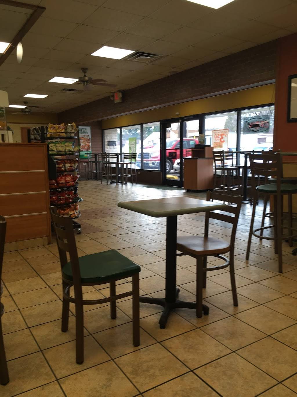 Subway | restaurant | 4203 Plantation Rd NE, Roanoke, VA 24012, USA | 5407771407 OR +1 540-777-1407