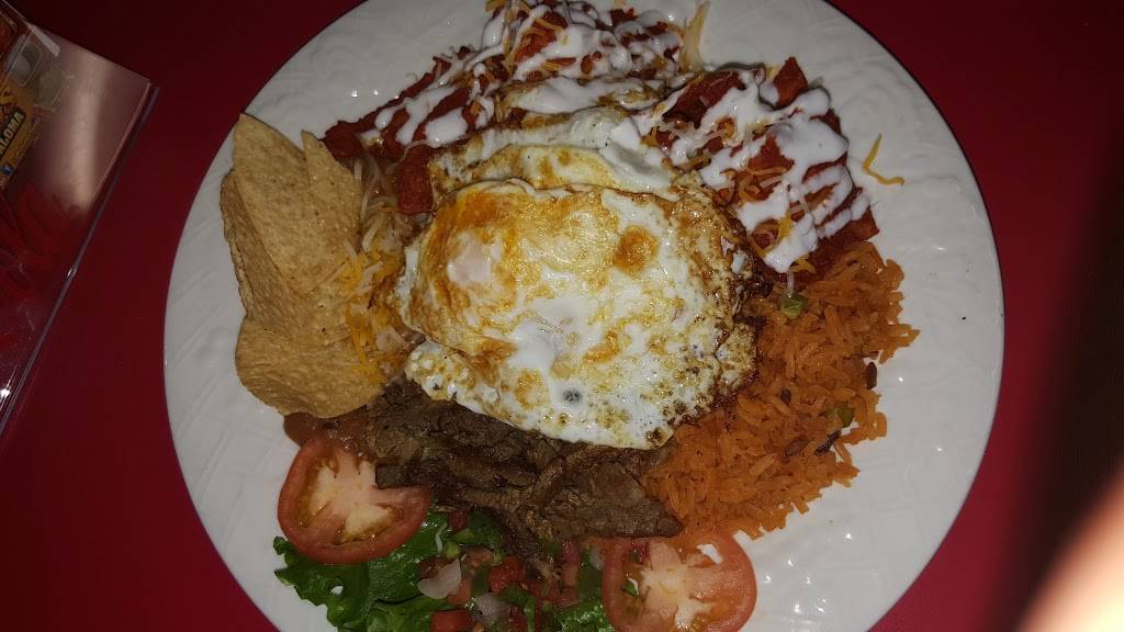 The Court Stop | restaurant | 370 W Court St d, San Bernardino, CA 92401, USA | 9093849000 OR +1 909-384-9000