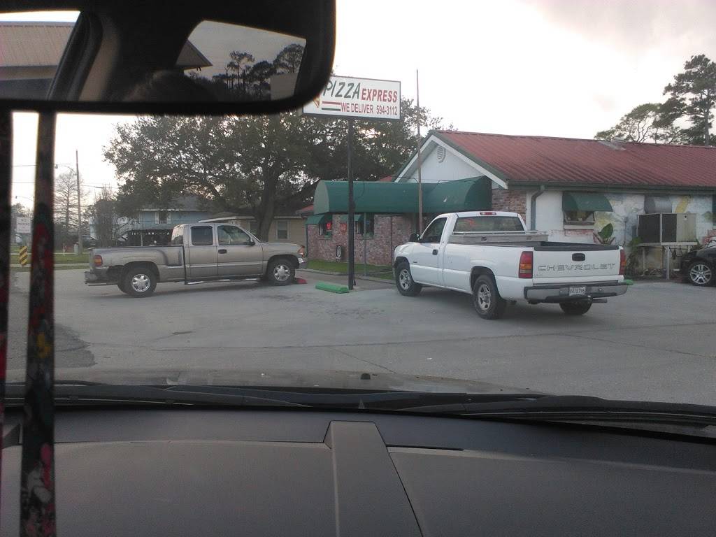 Pizza Express | meal delivery | 5534 LA-56, Chauvin, LA 70344, USA | 9855943112 OR +1 985-594-3112