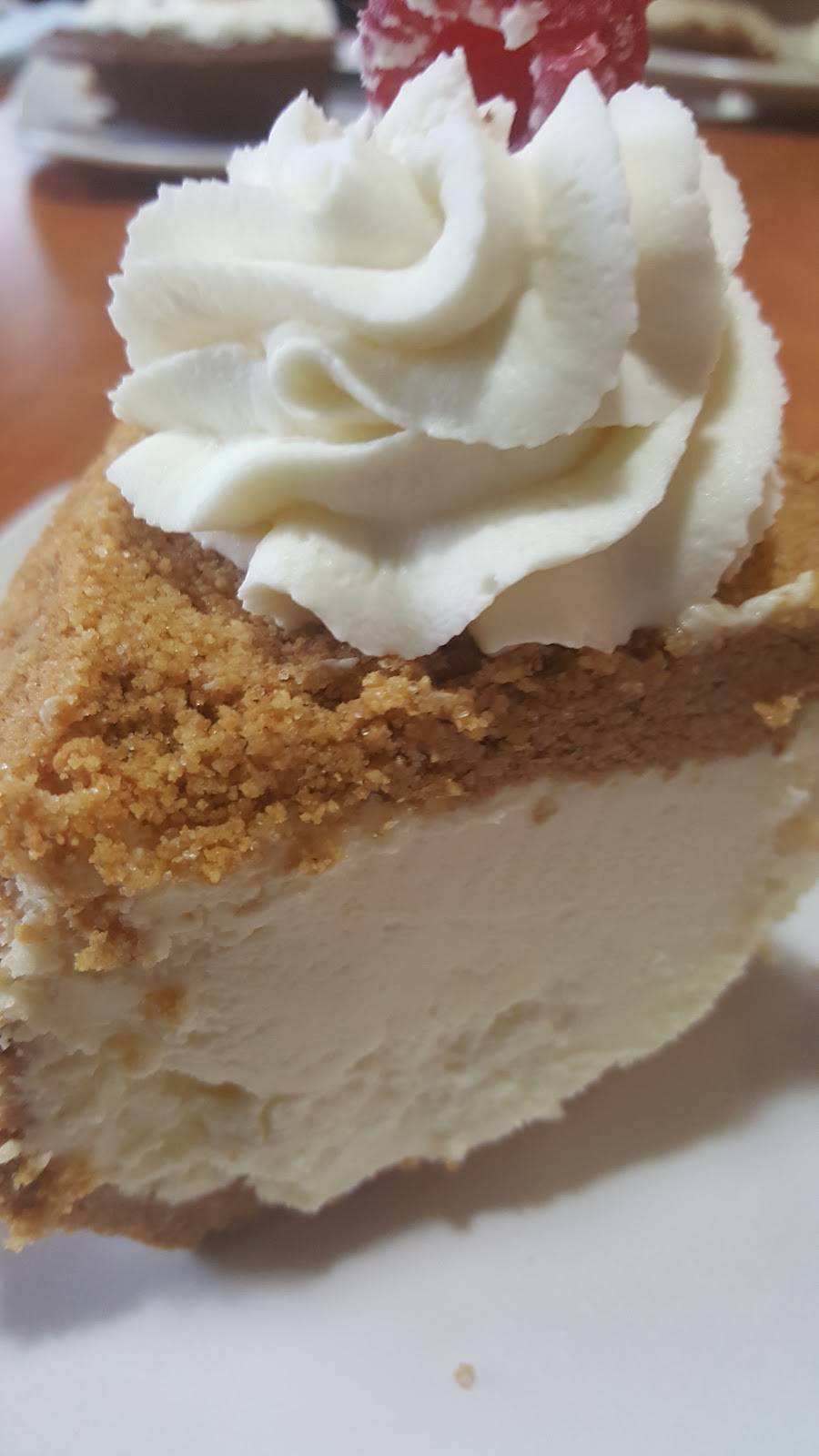 Lubys | restaurant | 415 W Slaughter Ln, Austin, TX 78748, USA | 5125907540 OR +1 512-590-7540