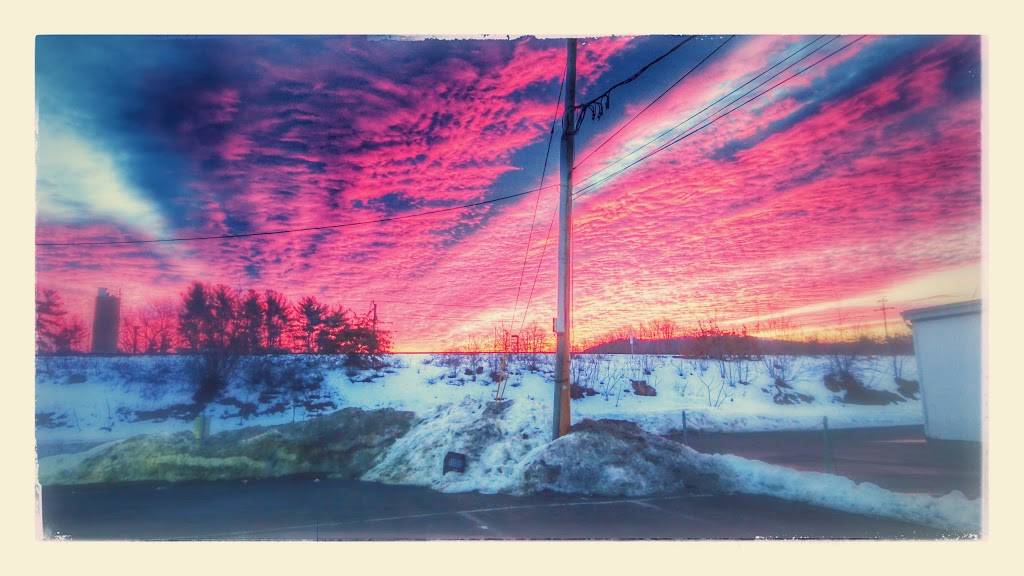 Dunkin | bakery | 506 Pleasant St, Northampton, MA 01060, USA | 4135848701 OR +1 413-584-8701