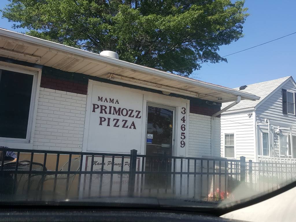 Mama Primozz Pizza | restaurant | 34659 Vine St, Eastlake, OH 44095, USA | 4409519773 OR +1 440-951-9773