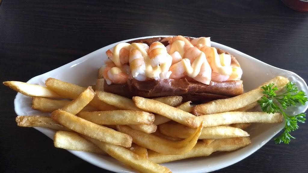 Lobster & Pho | restaurant | 6901 Rockside Rd, Independence, OH 44131, USA | 2165250028 OR +1 216-525-0028