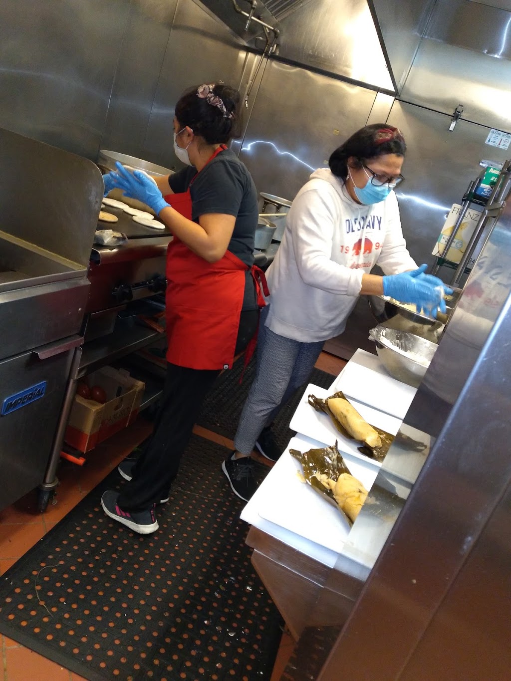 La Esperanza Pupuseria and Dinner | restaurant | 916 B St, San Rafael, CA 94901, USA | 4158794749 OR +1 415-879-4749