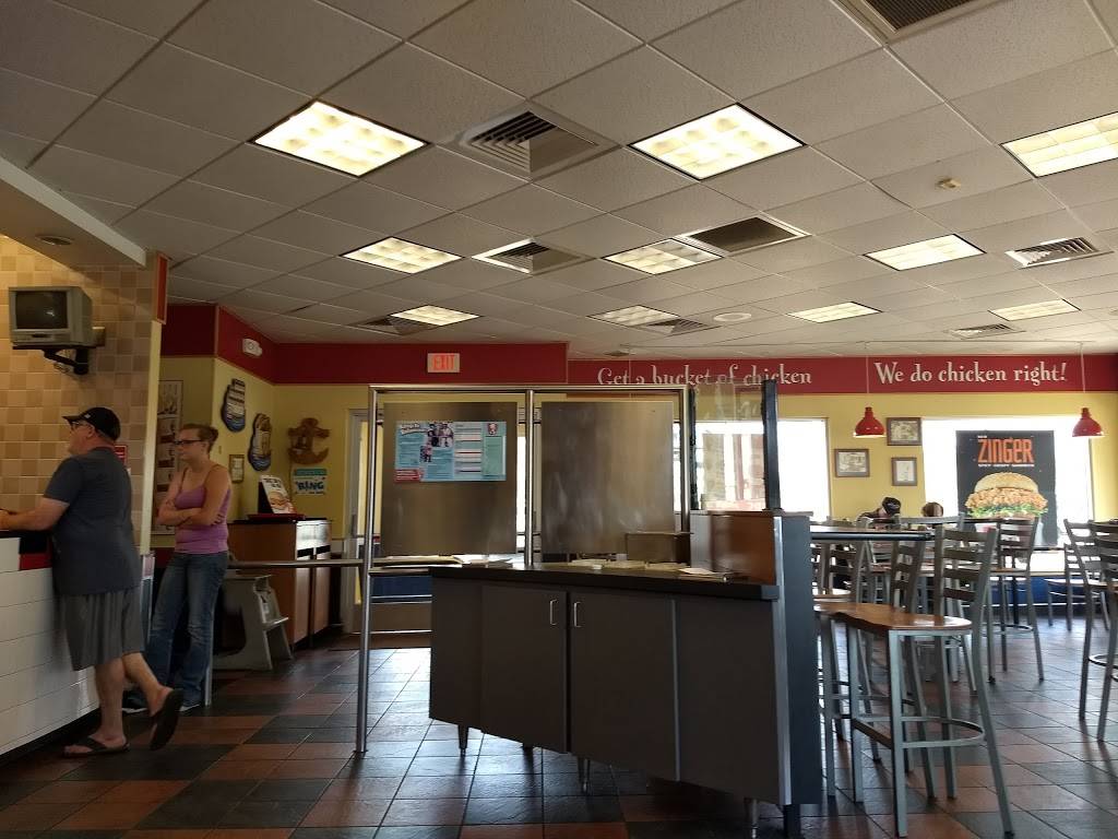 Long John Silvers | restaurant | 3220 S Martin Luther King Jr Blvd, Lansing, MI 48910, USA | 5173932200 OR +1 517-393-2200