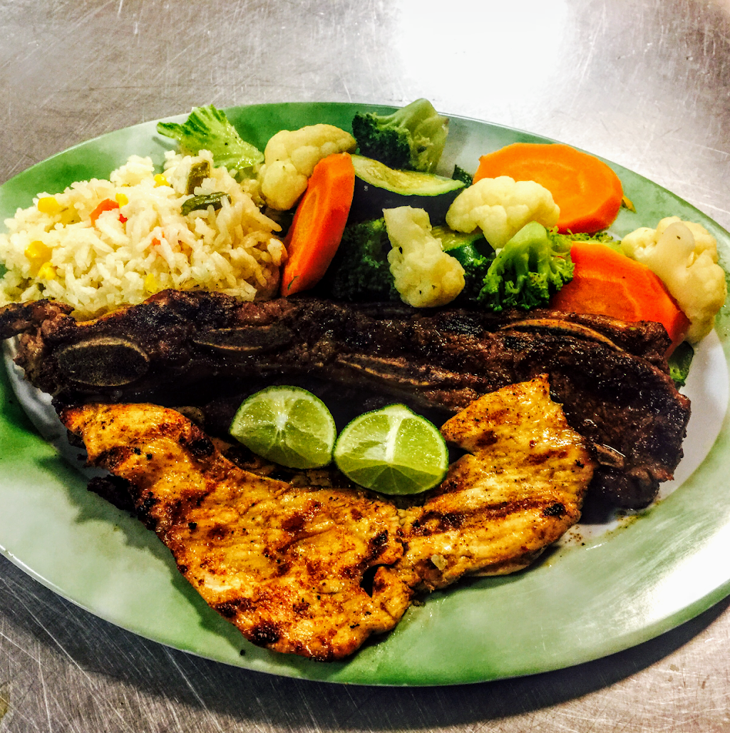 La Perla Restaurant | restaurant | 1423 E Grauwyler Rd, Irving, TX 75061, USA | 9725545039 OR +1 972-554-5039