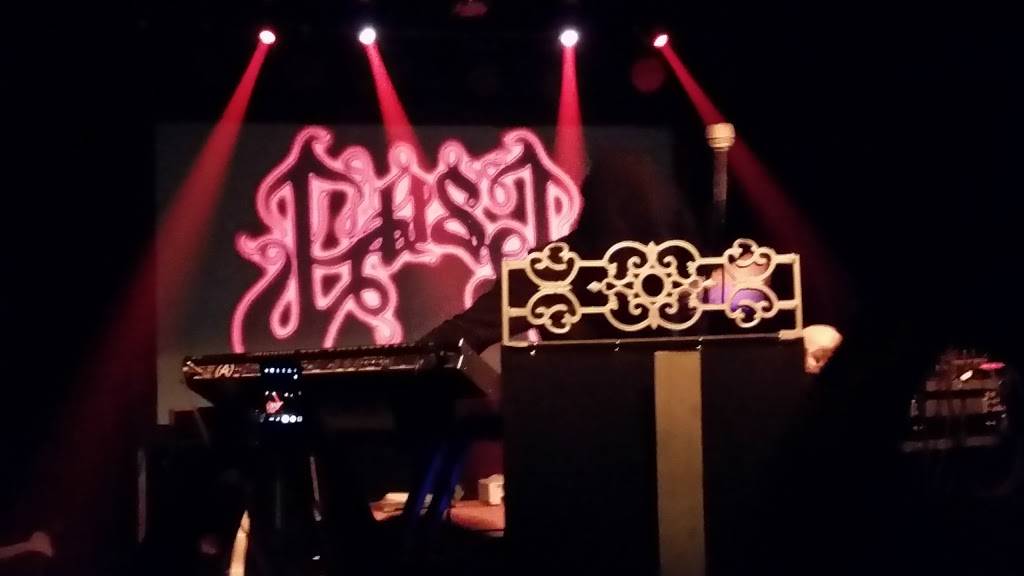 Globe Hall Live Music and BBQ | restaurant | 4483 Logan St, Denver, CO 80216, USA | 3032961003 OR +1 303-296-1003