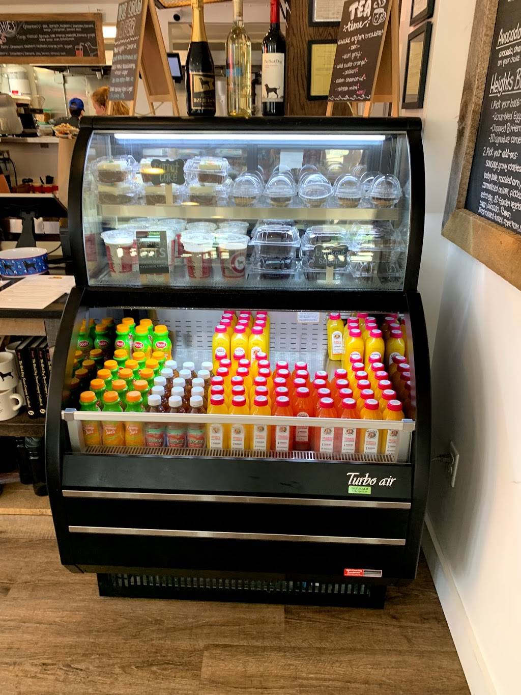 The Black Dog Heights Cafe | cafe | 465 Grand Ave, Falmouth, MA 02540, USA | 5083887713 OR +1 508-388-7713