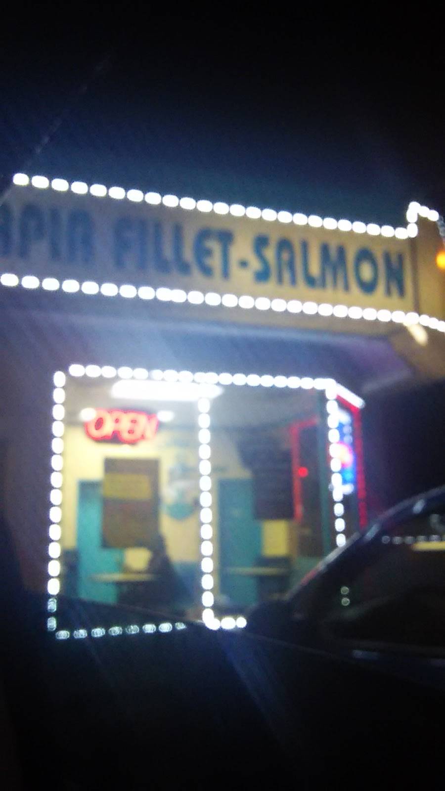 Sharks | restaurant | 4102 Euclid Ave, East Chicago, IN 46312, USA | 2193918000 OR +1 219-391-8000