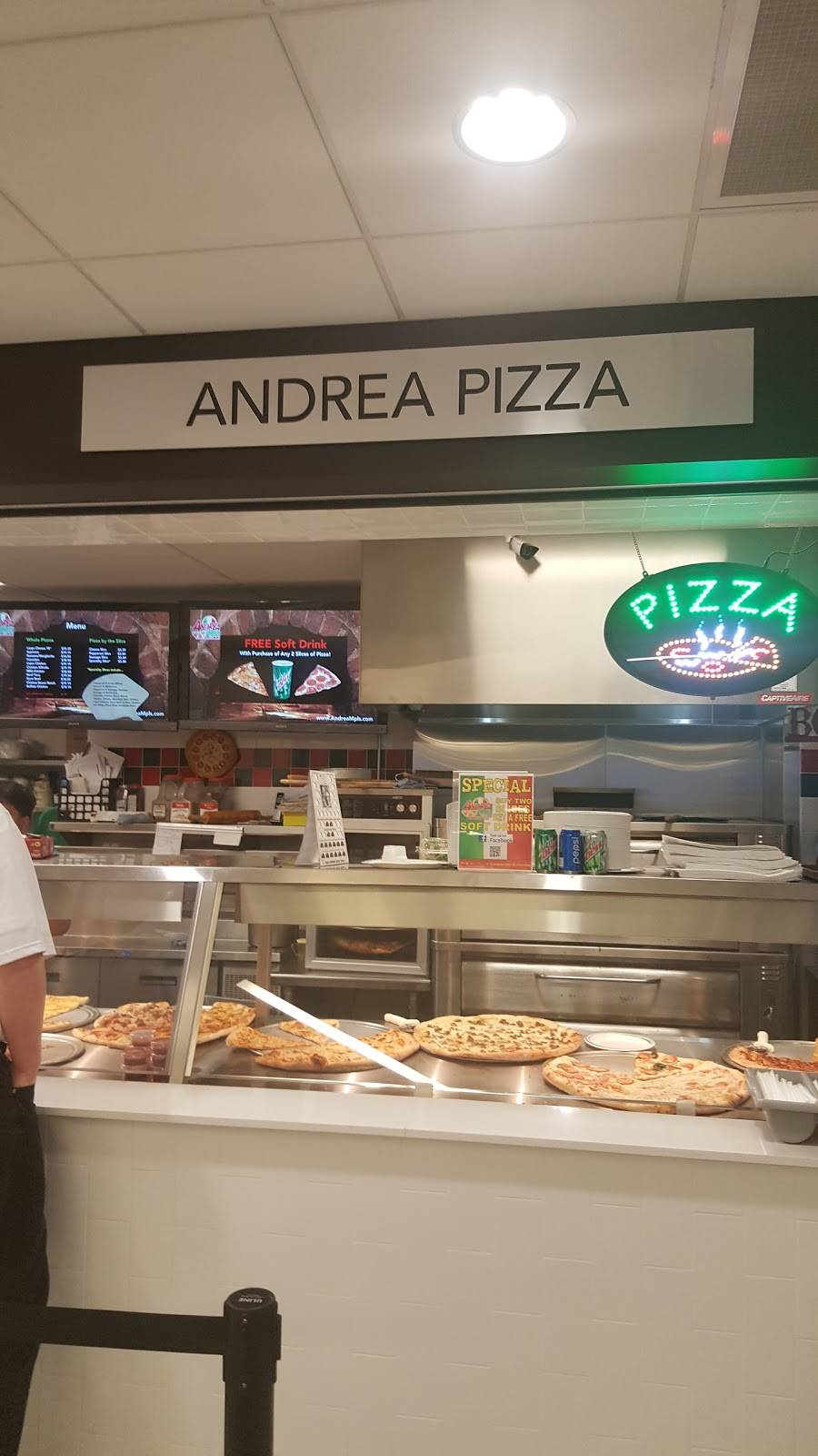 Andrea Pizza | meal takeaway | 330 2nd Ave S #258, Minneapolis, MN 55401, USA | 6123326457 OR +1 612-332-6457