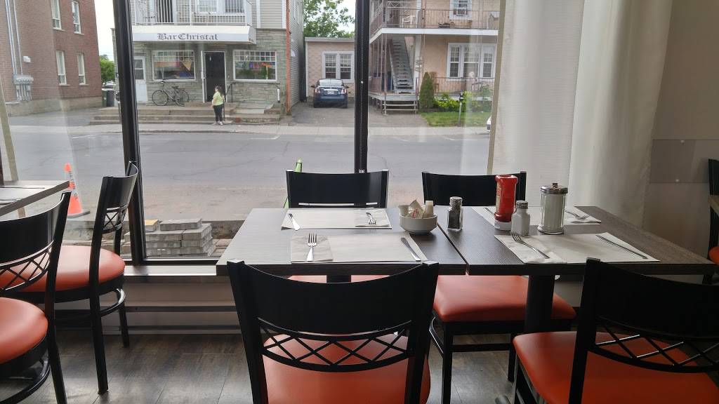 Déli-Délice | restaurant | 350 Rue Saint-Jean, Drummondville, QC J2B 5L4, Canada | 8194742606 OR +1 819-474-2606