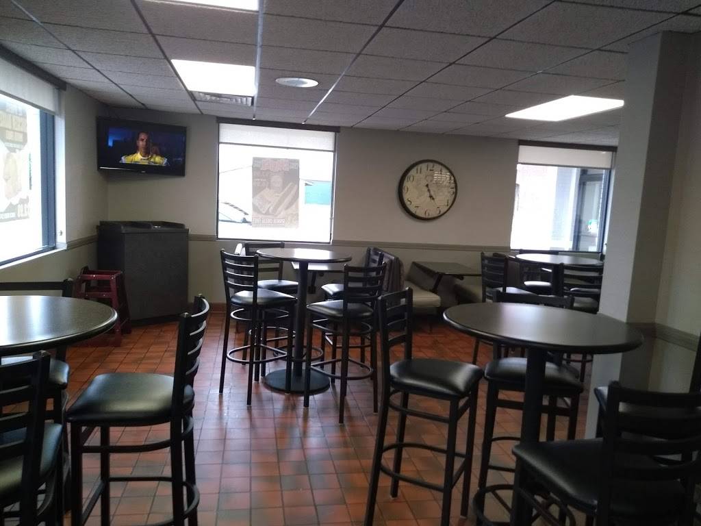 Penguin Point #07- Goshen | restaurant | 601 E Madison St, Goshen, IN 46526, USA | 5745336222 OR +1 574-533-6222