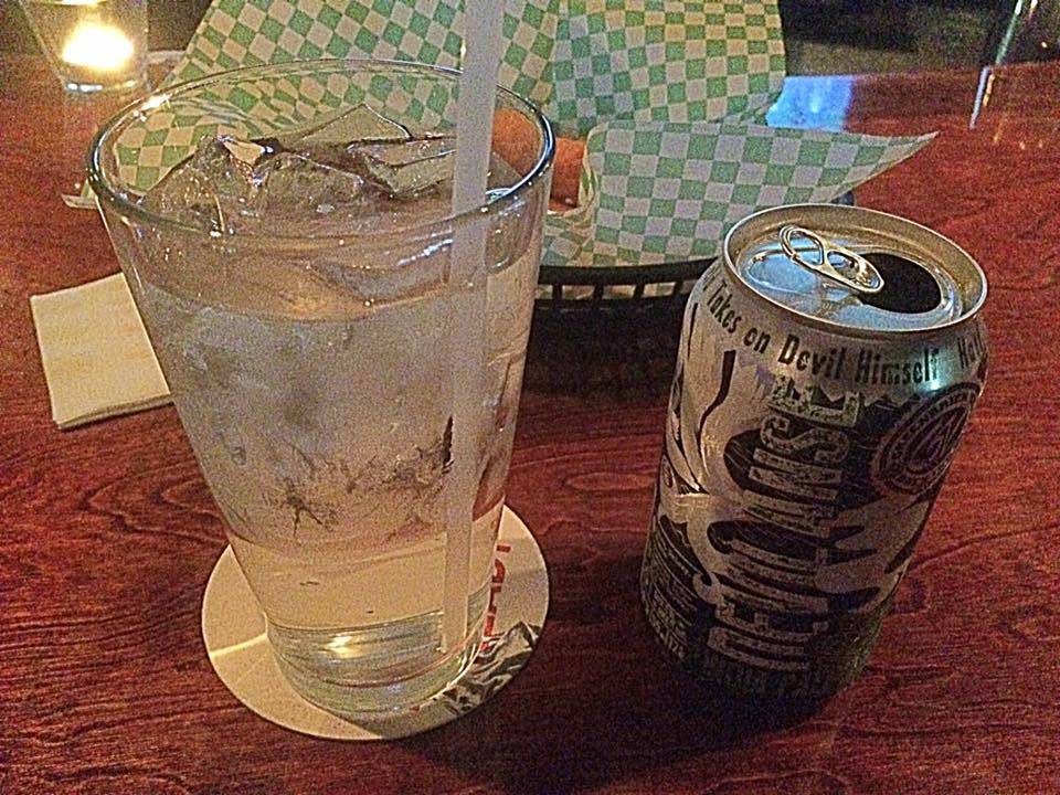 Mc Claffertys Pub | restaurant | 1301 University Ave, Morgantown, WV 26505, USA | 3042921110 OR +1 304-292-1110