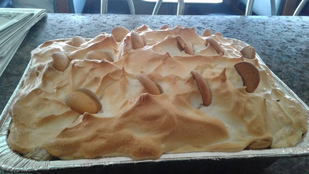 Heart Line Restaurant | restaurant | 2304 South Boston Rd, Danville, VA 24540, USA | 4347992070 OR +1 434-799-2070