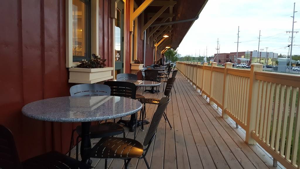 The Depot Grill | restaurant | 611 W Maumee St, Angola, IN 46703, USA | 2606654699 OR +1 260-665-4699