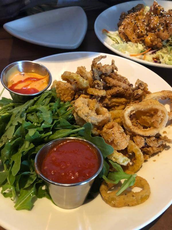 Houlihans | restaurant | 1407 S Main Chapel Way, Gambrills, MD 21054, USA | 4107214468 OR +1 410-721-4468