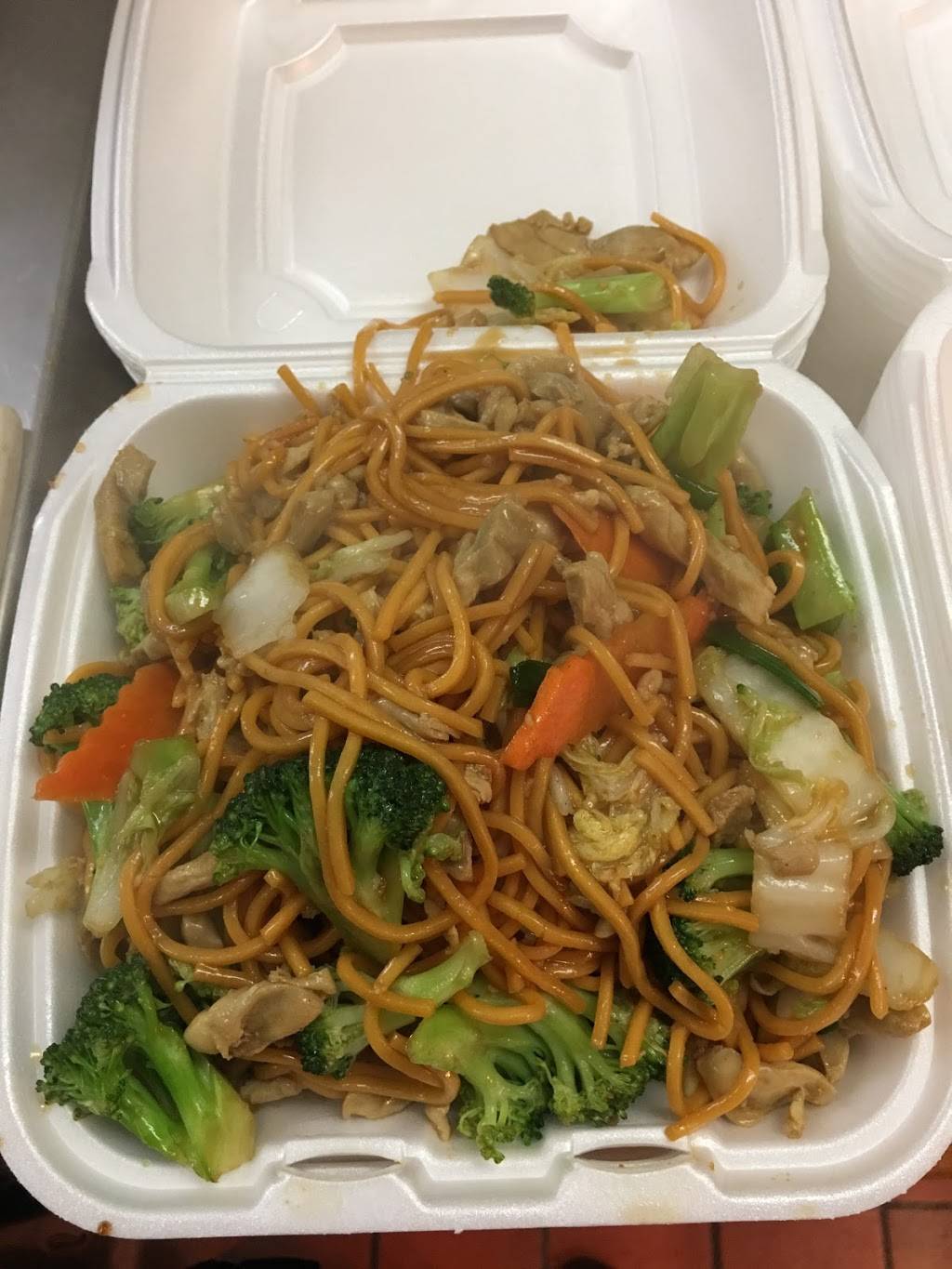 Linwood Chinese Express | restaurant | 3134 Prospect Ave, Kansas City, MO 64128, USA | 8169218685 OR +1 816-921-8685