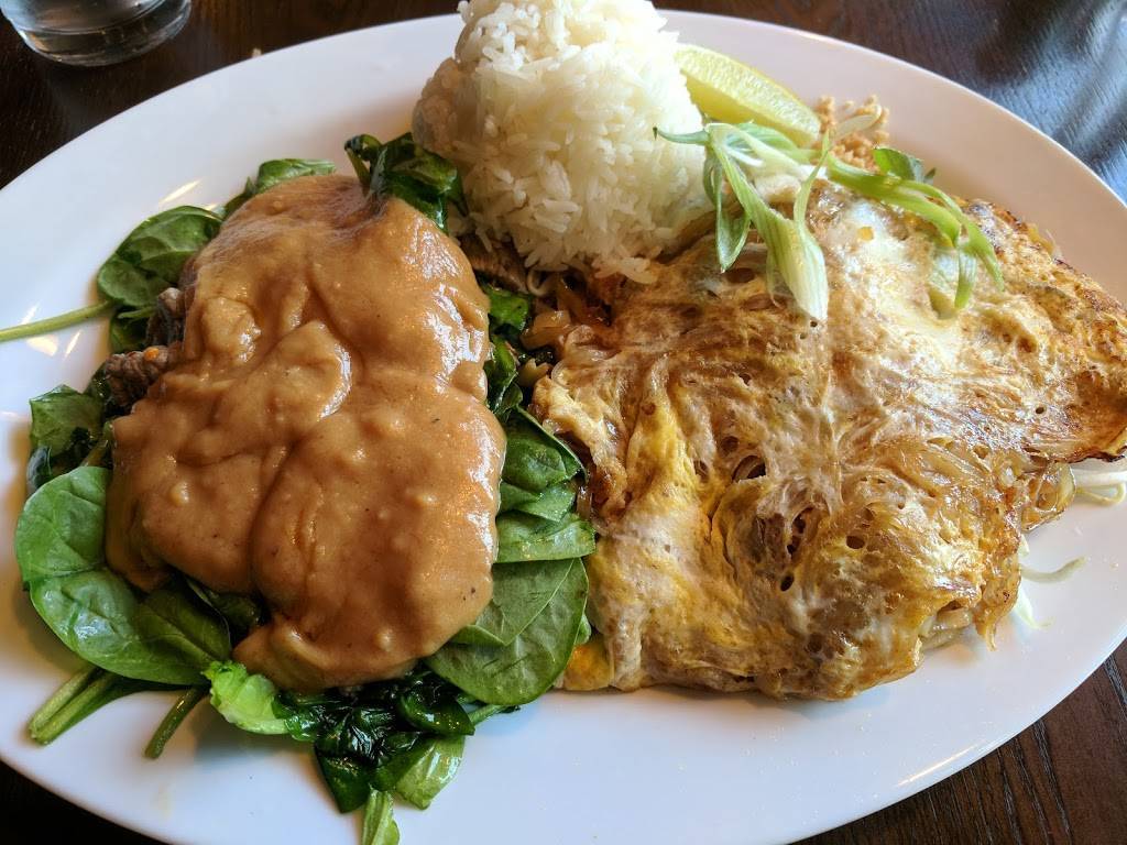 Chaiyo Thai Cuisine | restaurant | 11749 15th Ave NE, Seattle, WA 98125, USA | 2063618888 OR +1 206-361-8888