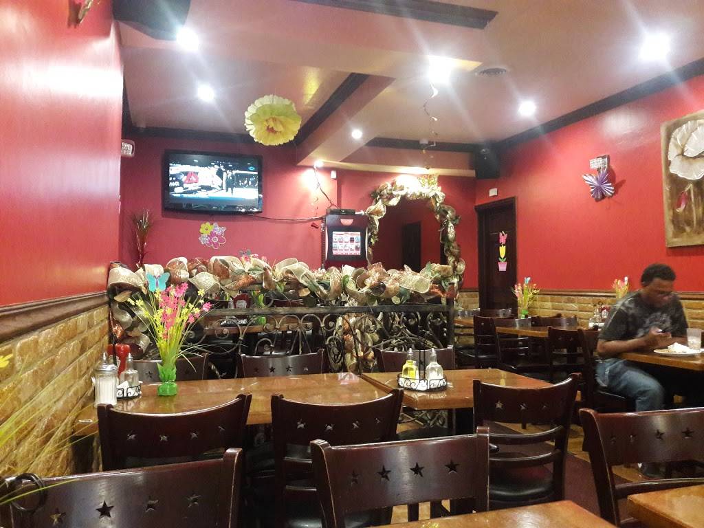 La Estrella | restaurant | 2104 Grand Concourse, The Bronx, NY 10457, USA | 7189332815 OR +1 718-933-2815