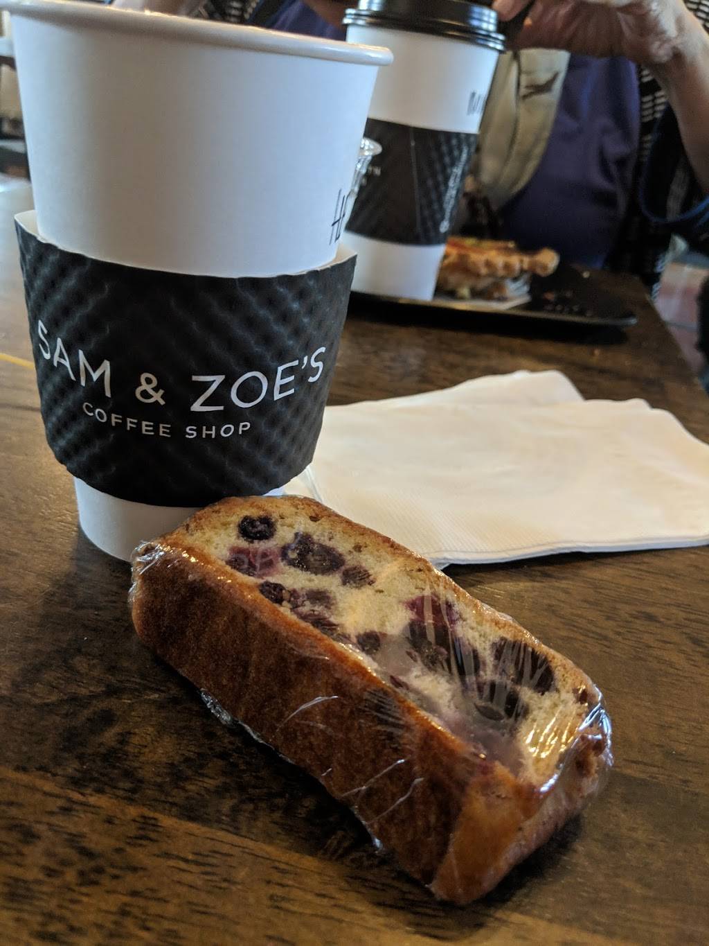 Sam & Zoes | cafe | 525 Heather Pl, Nashville, TN 37204, USA | 6153852676 OR +1 615-385-2676