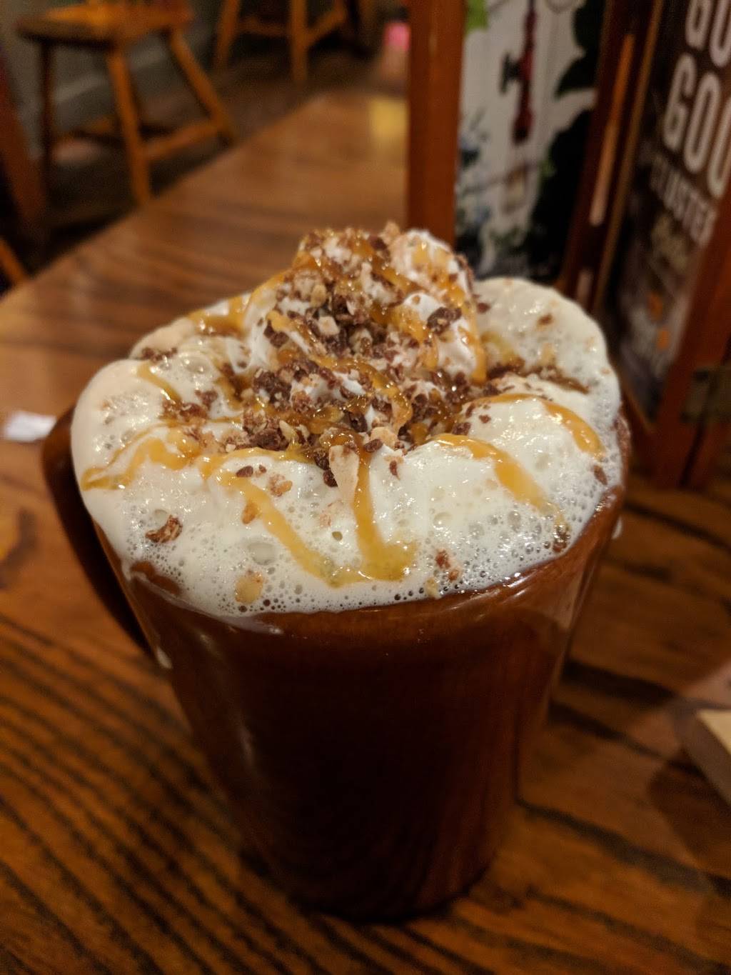 Cracker Barrel Old Country Store | restaurant | 2255 E Sharon Rd, Sharonville, OH 45241, USA | 5137713207 OR +1 513-771-3207