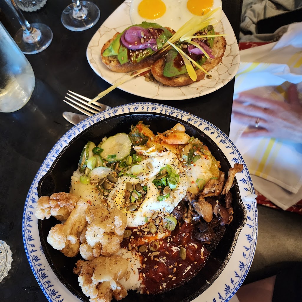 Honey Eatery and Social Club | restaurant | 317 Sherman Ave, Coeur dAlene, ID 83814, USA | 2089301514 OR +1 208-930-1514