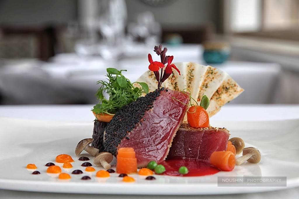 The Marine Room | restaurant | 2000 Spindrift Dr, La Jolla, CA 92037, USA | 8584597222 OR +1 858-459-7222