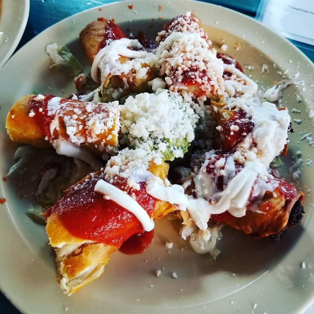 Pinches Tacos | restaurant | THE GRAMERCY PLACE, 9205 W Russell Rd #190, Las Vegas, NV 89138, USA | 7028184208 OR +1 702-818-4208