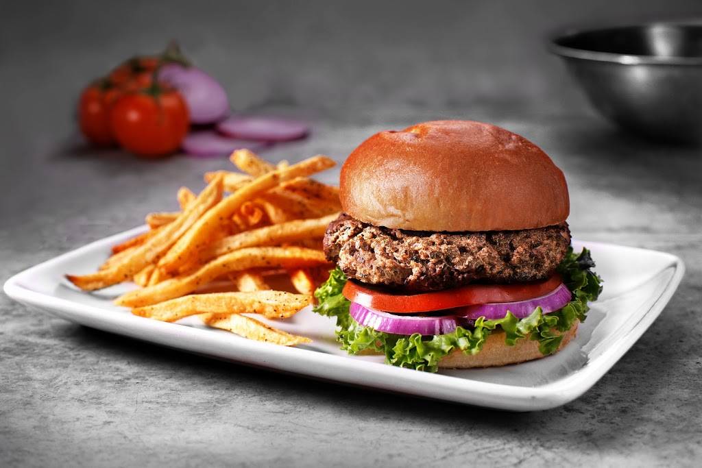 Ruths Chris Steak House | restaurant | 111 W Bay St, Savannah, GA 31401, USA | 9127214800 OR +1 912-721-4800